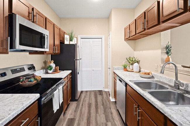 Photo - Stoneybrook Apartments & Townhomes