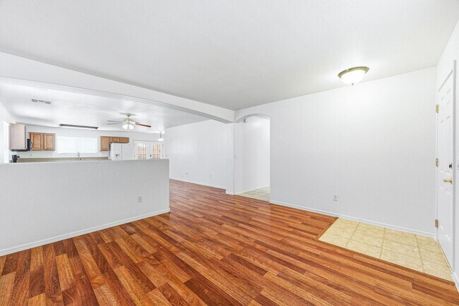 Photo - 2899 W White Canyon Rd