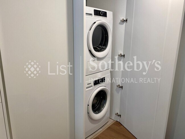 Photo - Aalii #2710  |  Honolulu, HI Unidad 2710