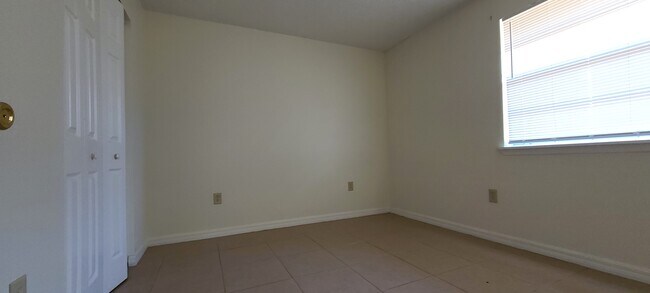 Bedroom - 4489 Barna Ave Unit 4489