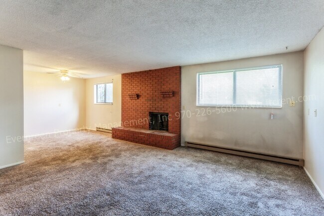 Photo - 915/917 Camelot Court Unit 915