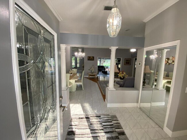 Photo - Spectacular ANNUAL LEASE or SEASONAL RENTA...