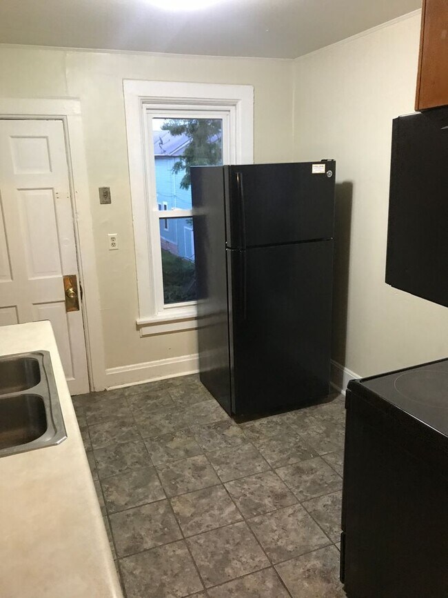 642 Jackson St Unit Jackson, 642A