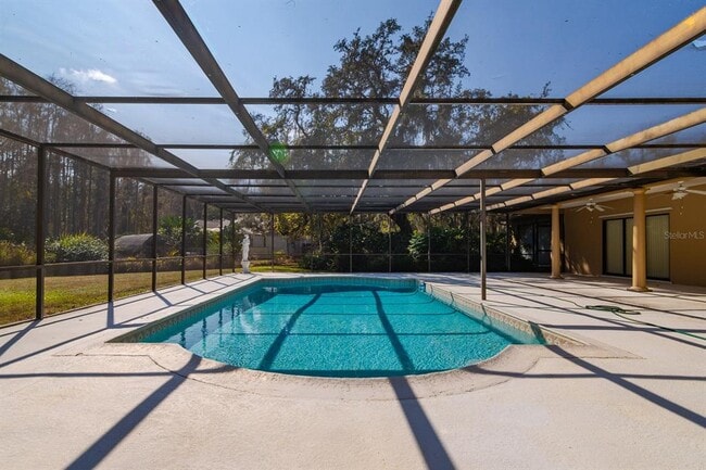 Photo - 10206 Lakeview Dr