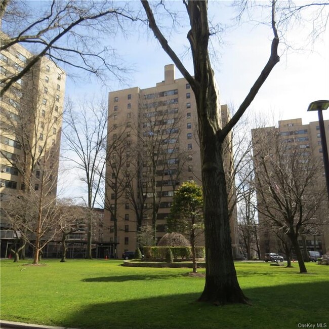 Photo - 6 Fordham Hill Oval Condo Unit 7B