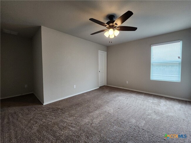 Photo - 522 Blue Stem Rd