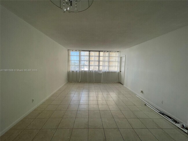 Photo - 1817 S Ocean Dr Unit 226