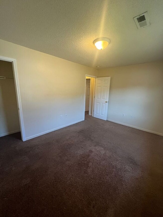 Photo - Cute 2 bed 1 bath! Must see!