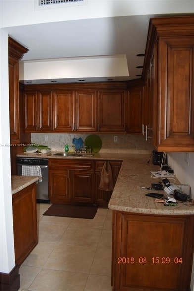 Photo - 5255 Collins Ave Unit 4F