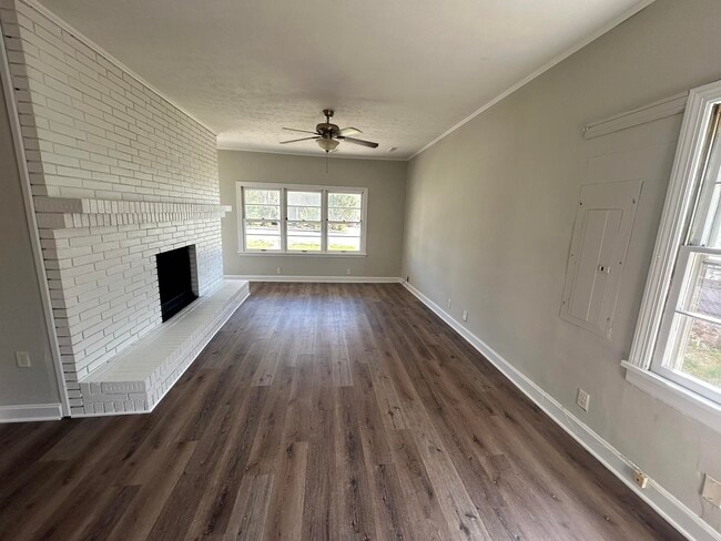 Photo - 1311 Nutwood St