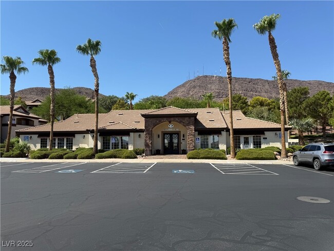 Building Photo - 231 W Horizon Ridge Pkwy Unit 623 Rental