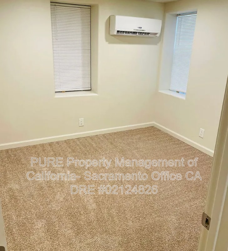 Photo - 3644 1st Ave