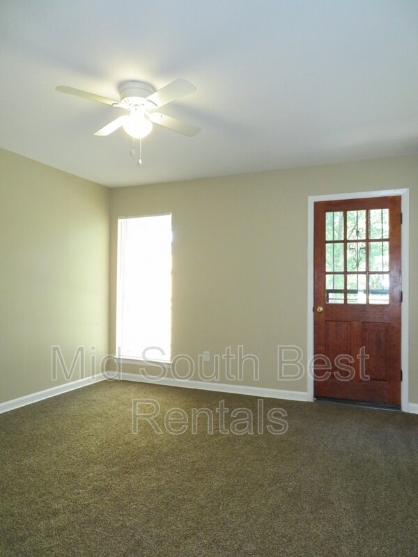 Photo - 5656 Myers Rd