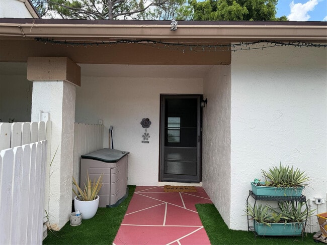 Photo - 6101 Woodlake Blvd