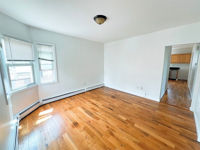 Photo - 21 Dale St Unit #2