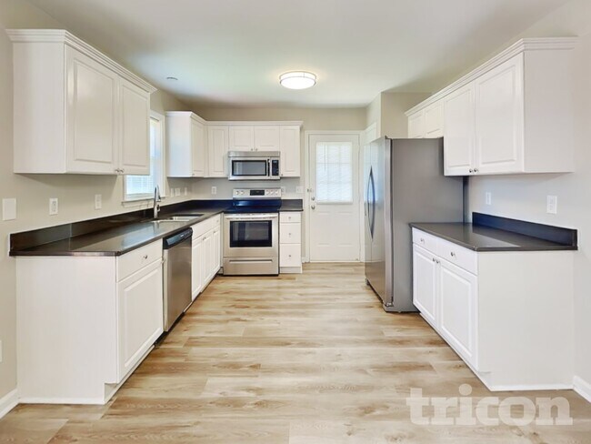 Photo - 4041 Mackinac Island Ln