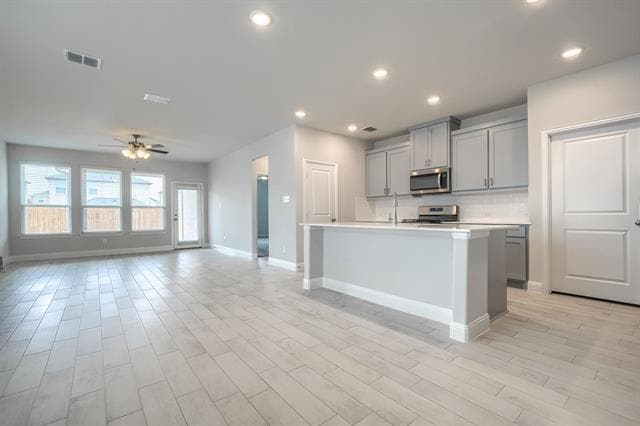 Photo - 724 Portina Dr