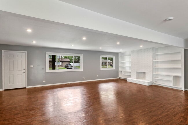 Photo - 5838 Woodgate Dr