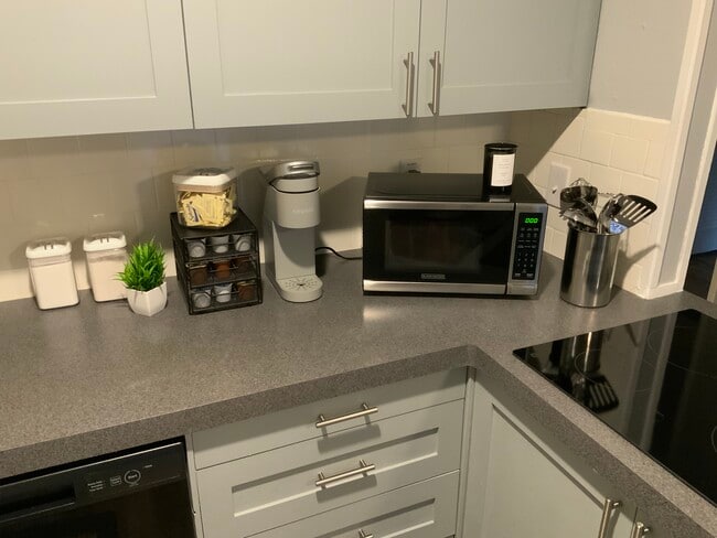 Microwave - 5332 Balcones Dr Unit F