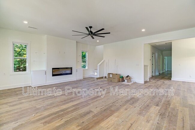 Photo - 213 Myrtle Ave