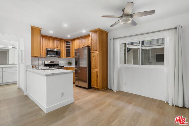 Photo - 9005 Cynthia St Unidad 116