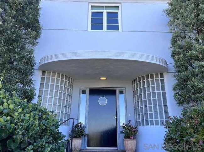 Photo - 3311 Xenophon St