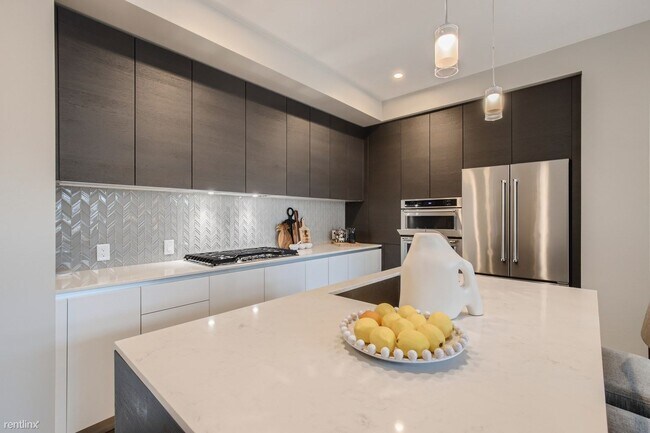 Photo - 1 br, 1.5 bath Condo - 4200 West 17th Avenue