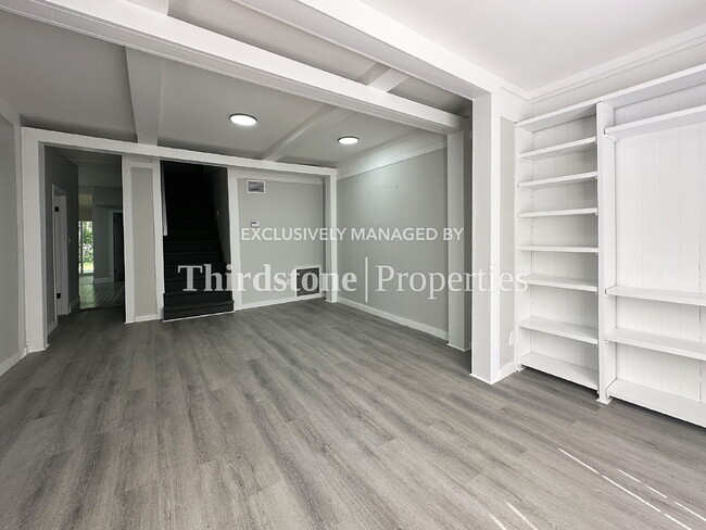Photo - 856 W Palm Ave