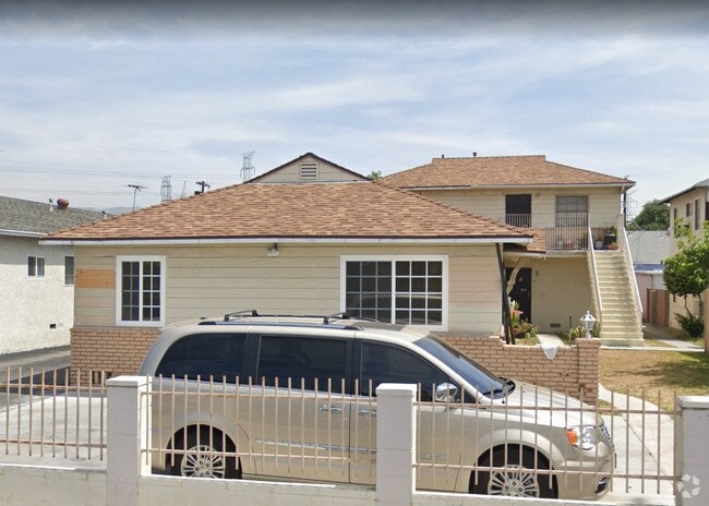 Building Photo - 6412 1/2 Tujunga Ave Rental