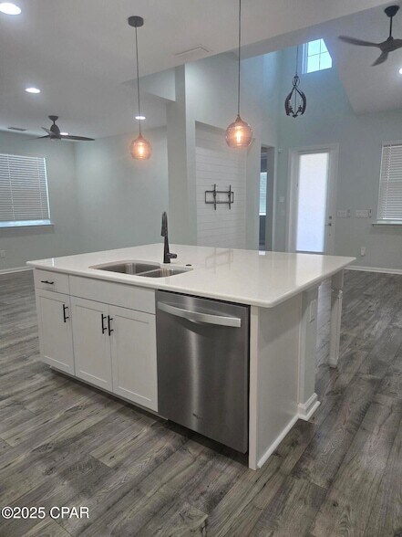 Photo - 8676 Weekend Dr