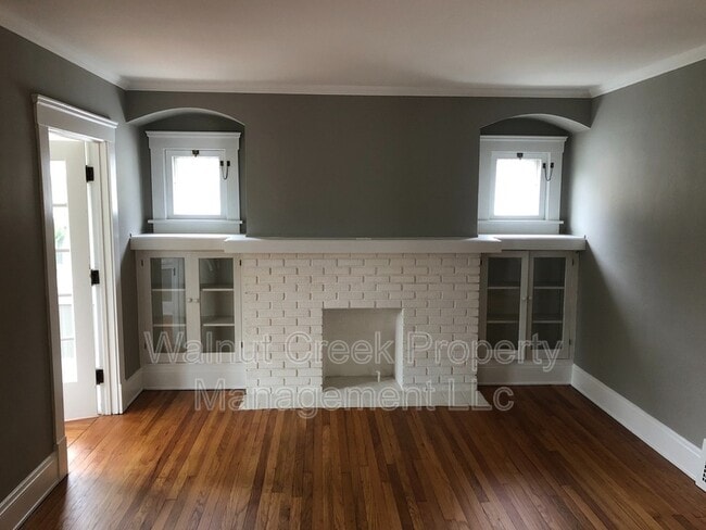 Photo - 2157 Wascana Ave Unit Up