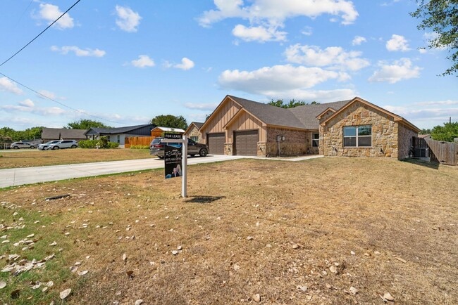 220 St Charles Dr