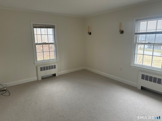 25 Sheldon Ln