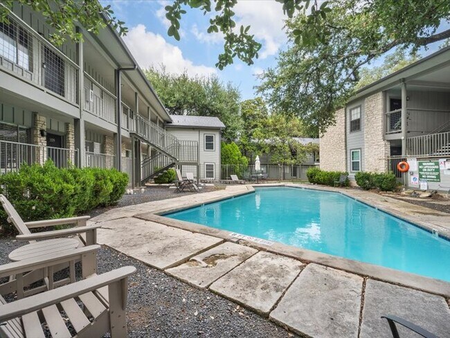 Pool - 2303 East Side Dr Unit 109