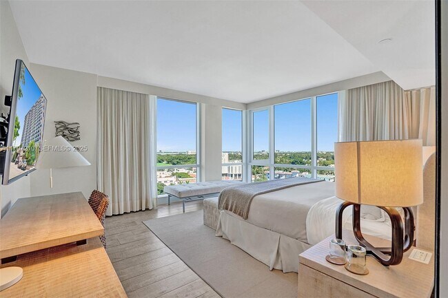 Photo - 102 NE 24th St Unit 1121