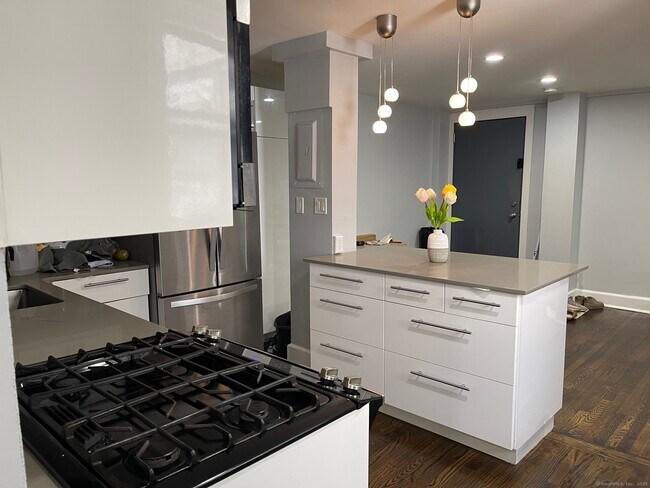 Photo - 22 Glenbrook Rd Unit APT 304