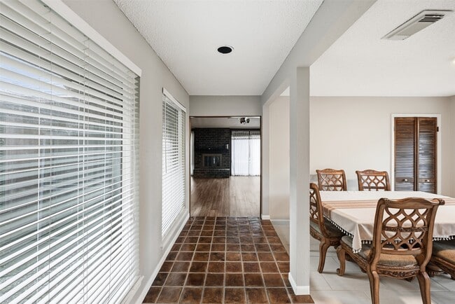 Photo - 3502 Plum Brook Ln