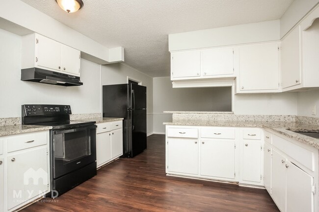 Photo - 2274 Ashland Dr