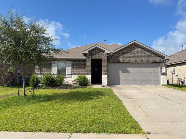 Building Photo - 20378 Green Mountain Dr