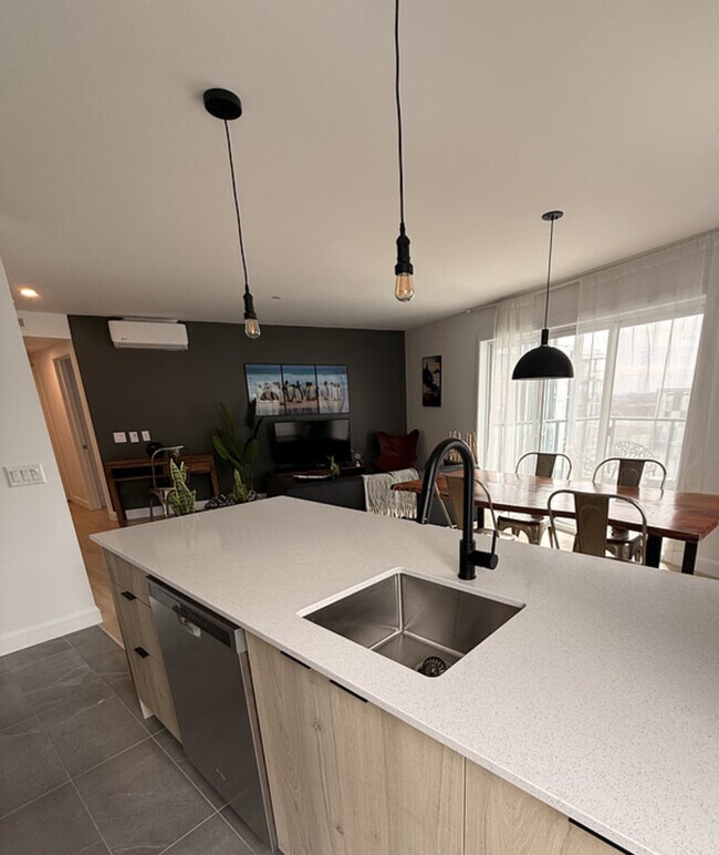 Photo - 2905 Rue du Grand Voyer Unité SI ID1519875P