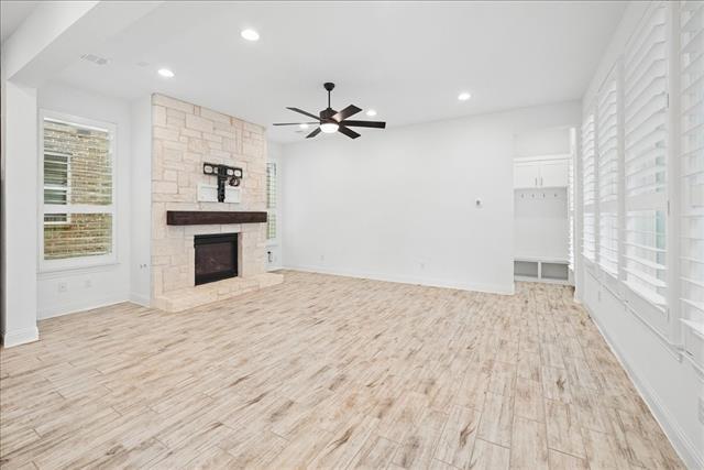 Photo - 8047 Sunflower Ln