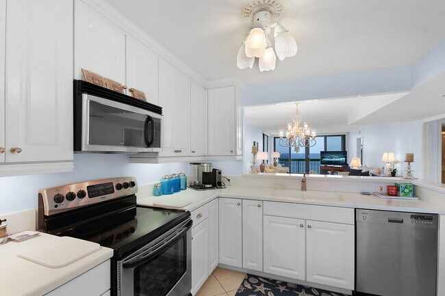 9940 S Ocean Dr Unit 1101