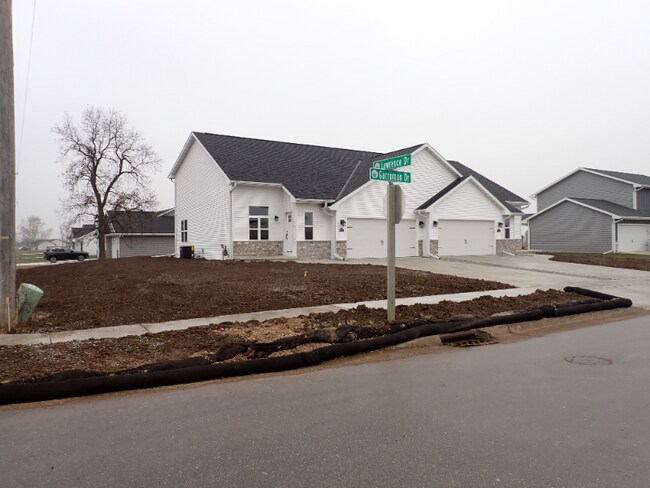 Photo - 1796-1798 Garroman Dr Unit 1796