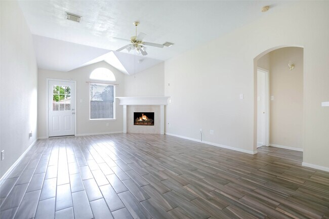 Photo - 3722 Primrose Trace Ln