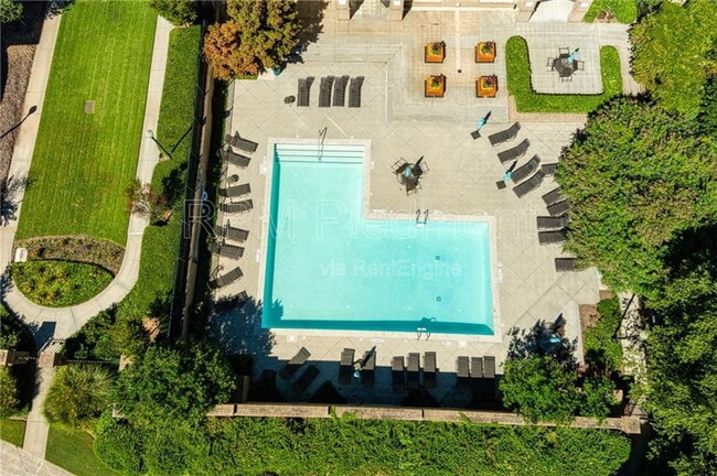 Photo - 220 Renaissance Pkwy NE Unit 1207