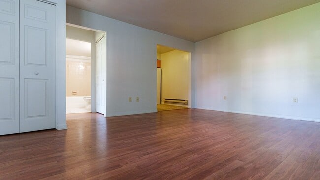 Photo - Riverbend Apartments