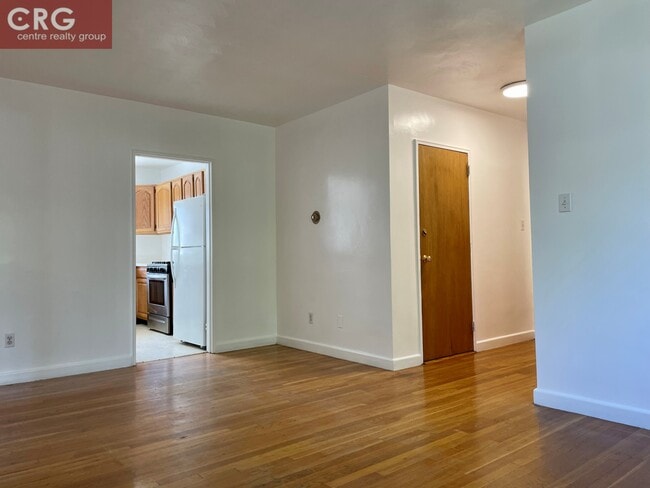 Photo - 75 Euston Rd Unit 8
