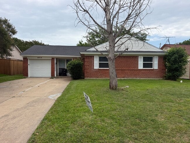 Photo - 2812 Bamboo St
