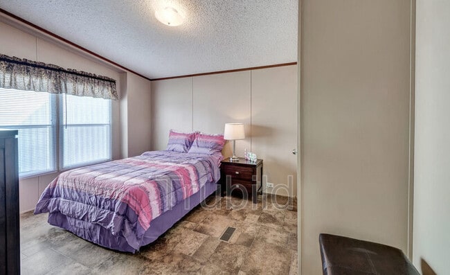 Photo - 106 Carol Ln