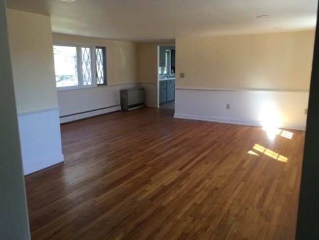 Photo - 469 River Rd Unit 1